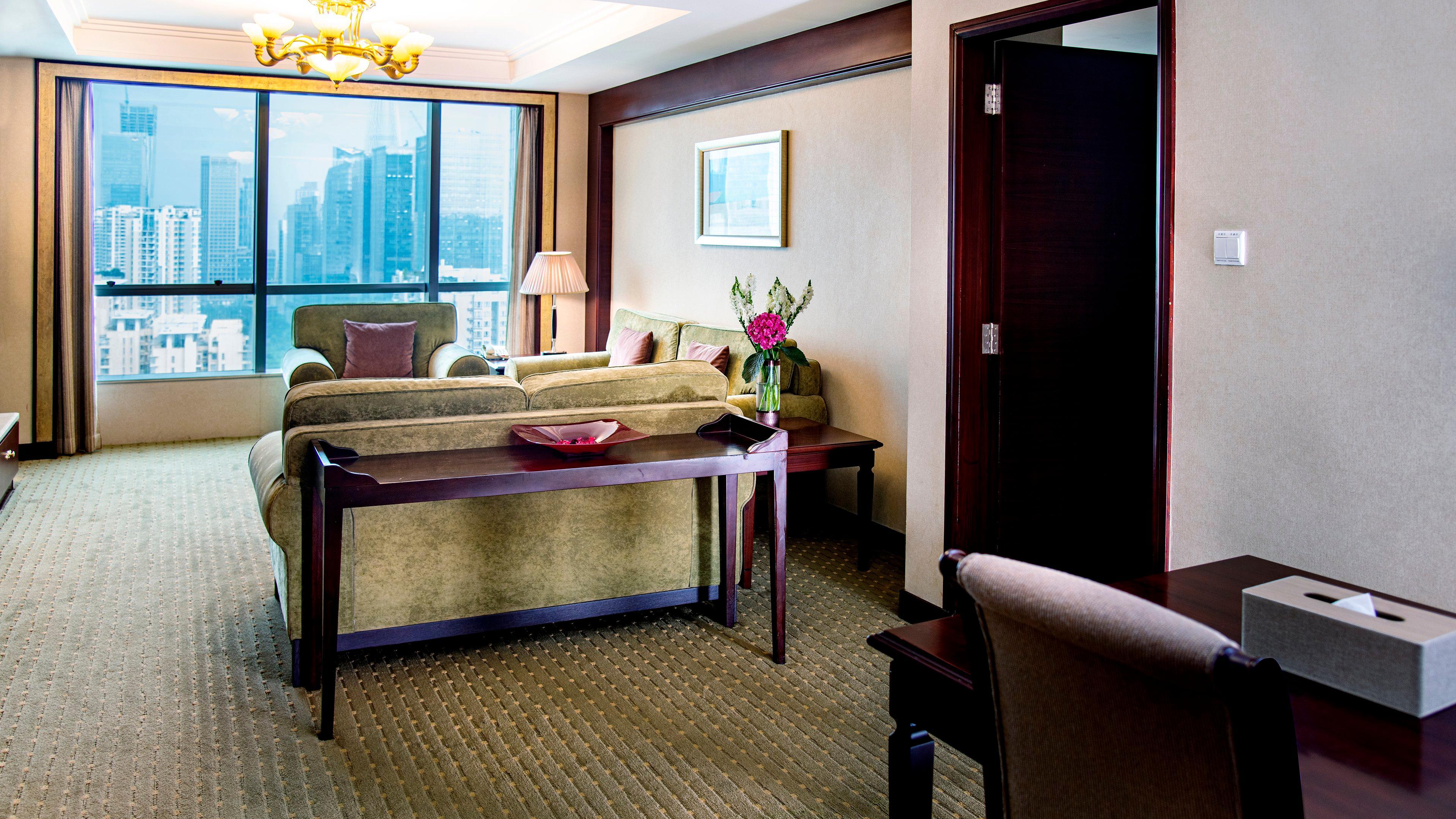 Donghua By Ihg Hotel 4*