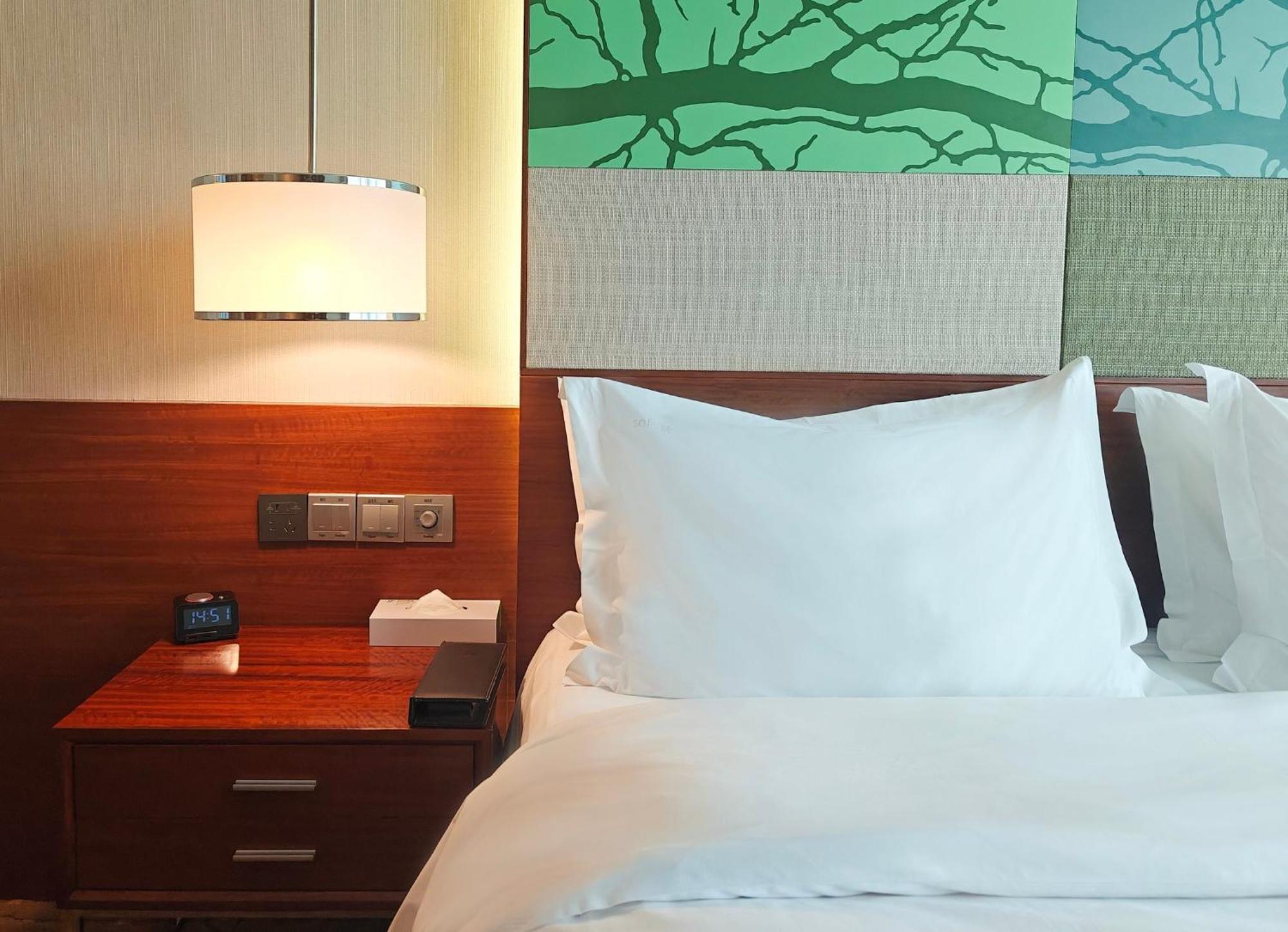 Donghua By Ihg Hotel Shenzhen